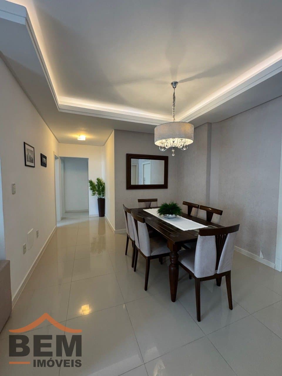 Apartamento para Venda com 3 quartos e 146m² no bairro Meia Praia, em Itapema