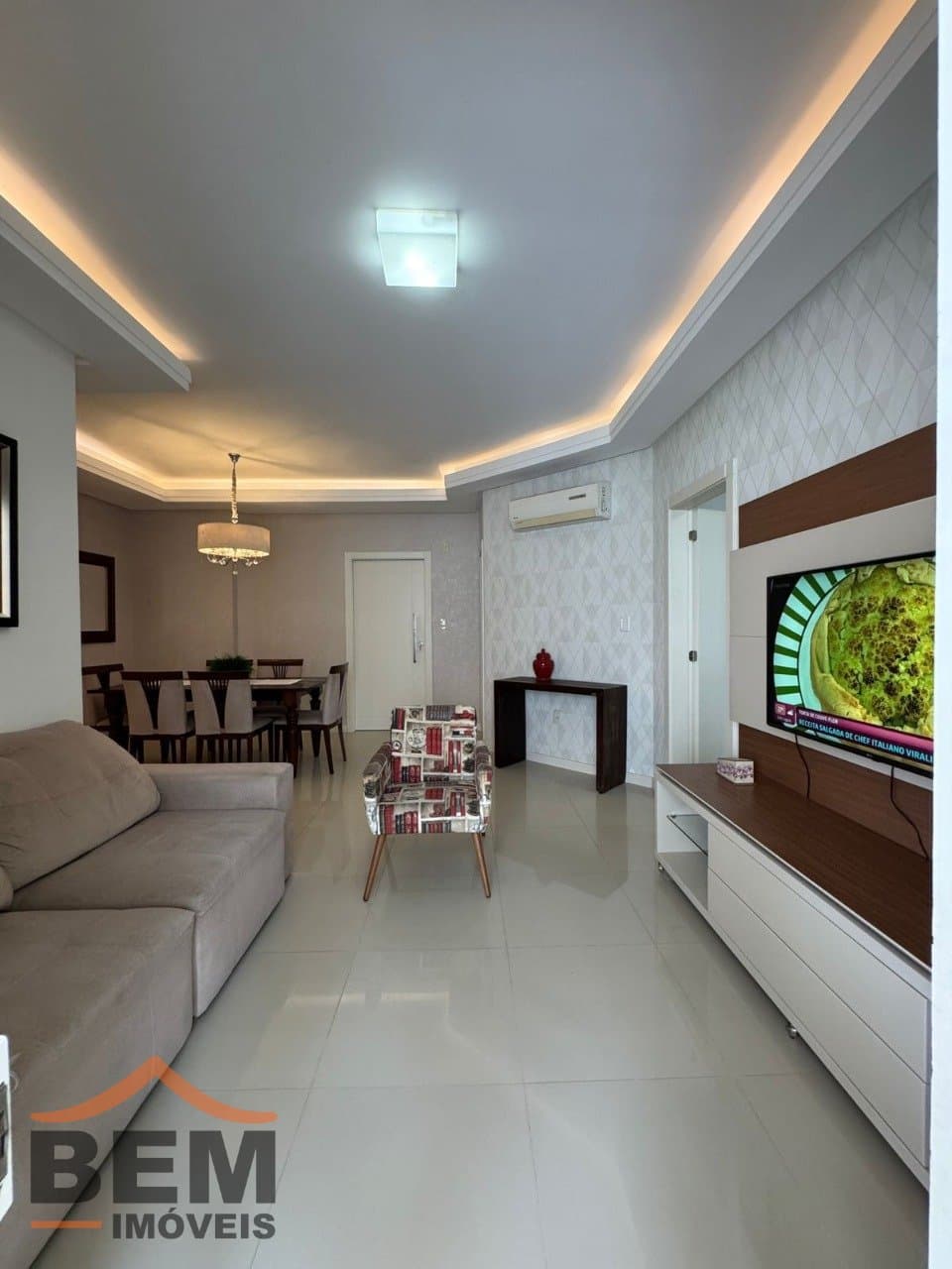 Apartamento para Venda com 3 quartos e 146m² no bairro Meia Praia, em Itapema