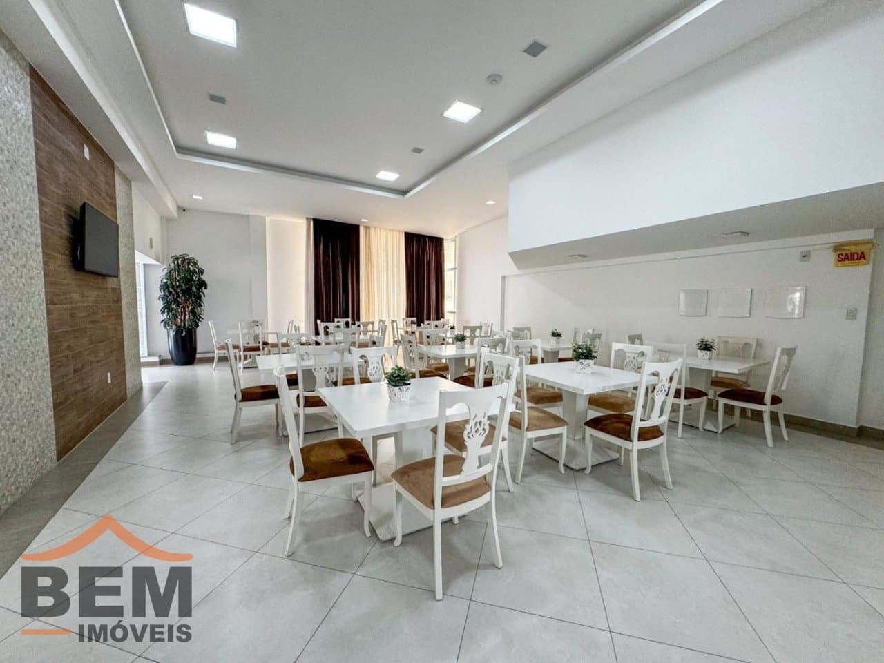 Apartamento para Venda com 3 quartos e 146m² no bairro Meia Praia, em Itapema