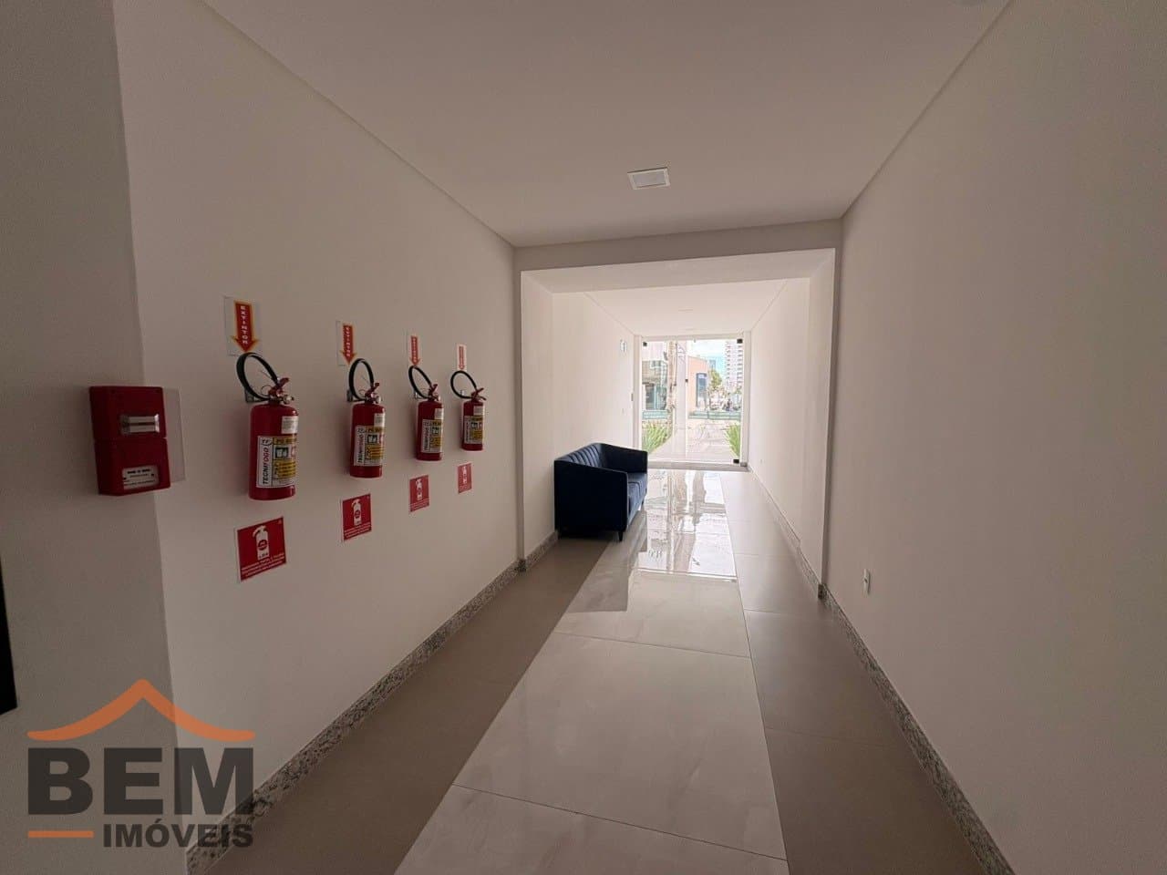 Apartamento para Locação com 2 quartos e 56m² no bairro Centro, em Itajaí
