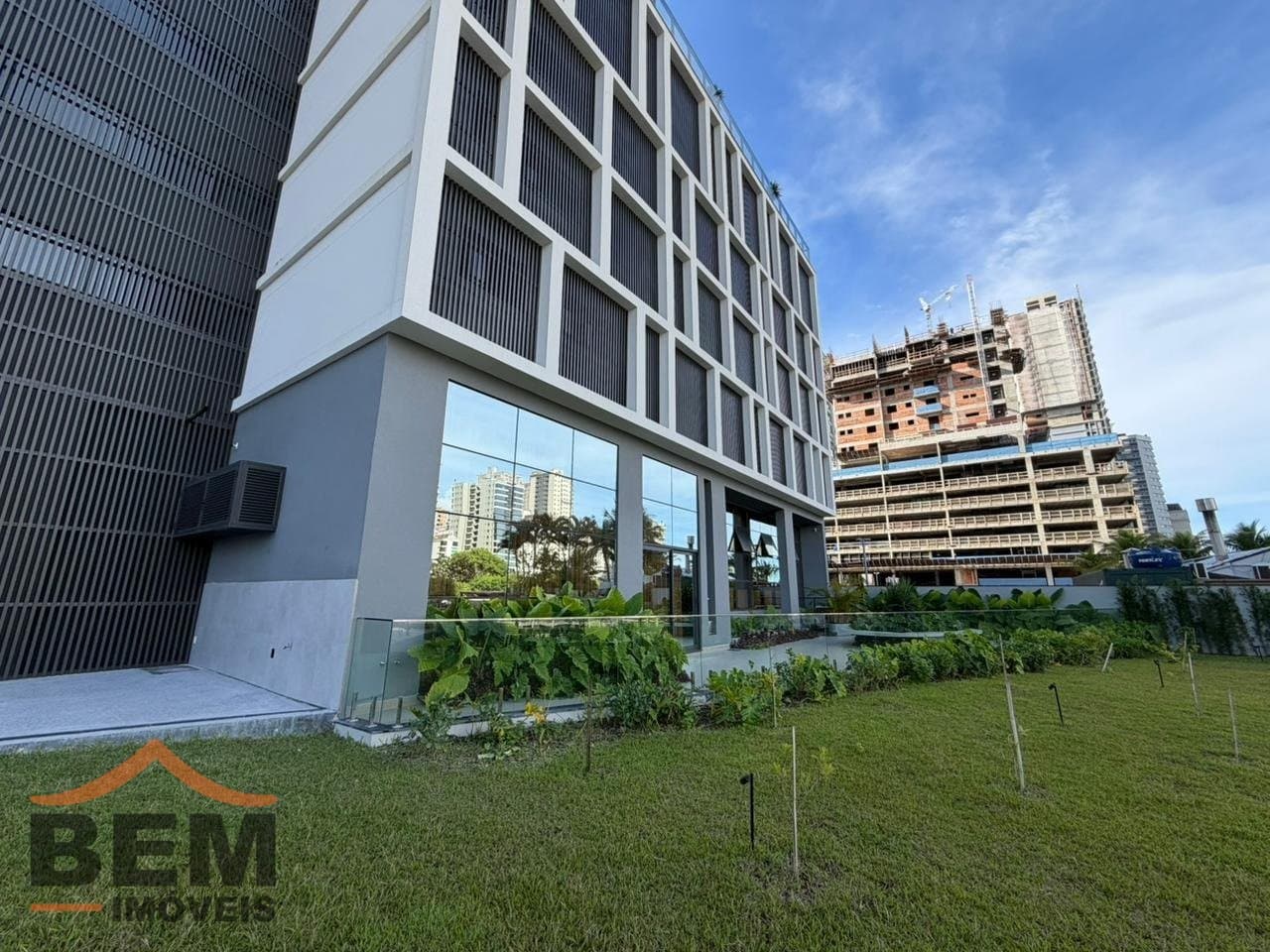 Apartamento para Venda com 3 quartos e 123m² no bairro Meia Praia, em Itapema