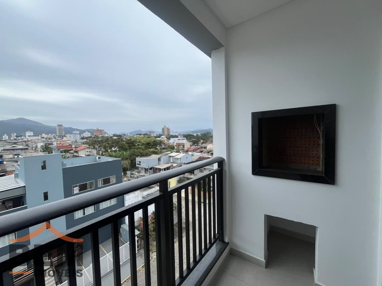 Apartamento para Locação com 2 quartos e 118m² no bairro Centro, em Camboriú