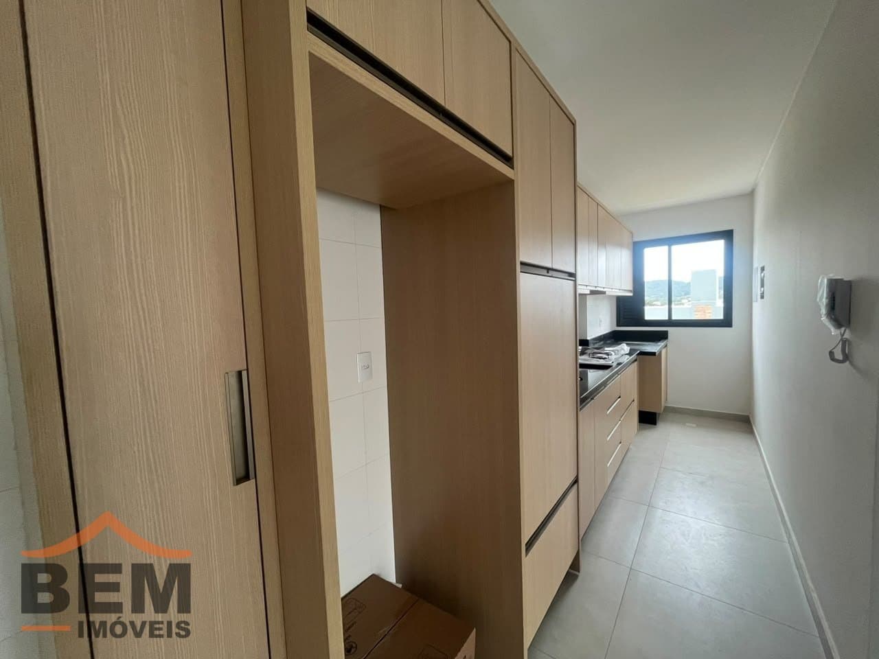 Apartamento para Locação com 2 quartos e 118m² no bairro Centro, em Camboriú