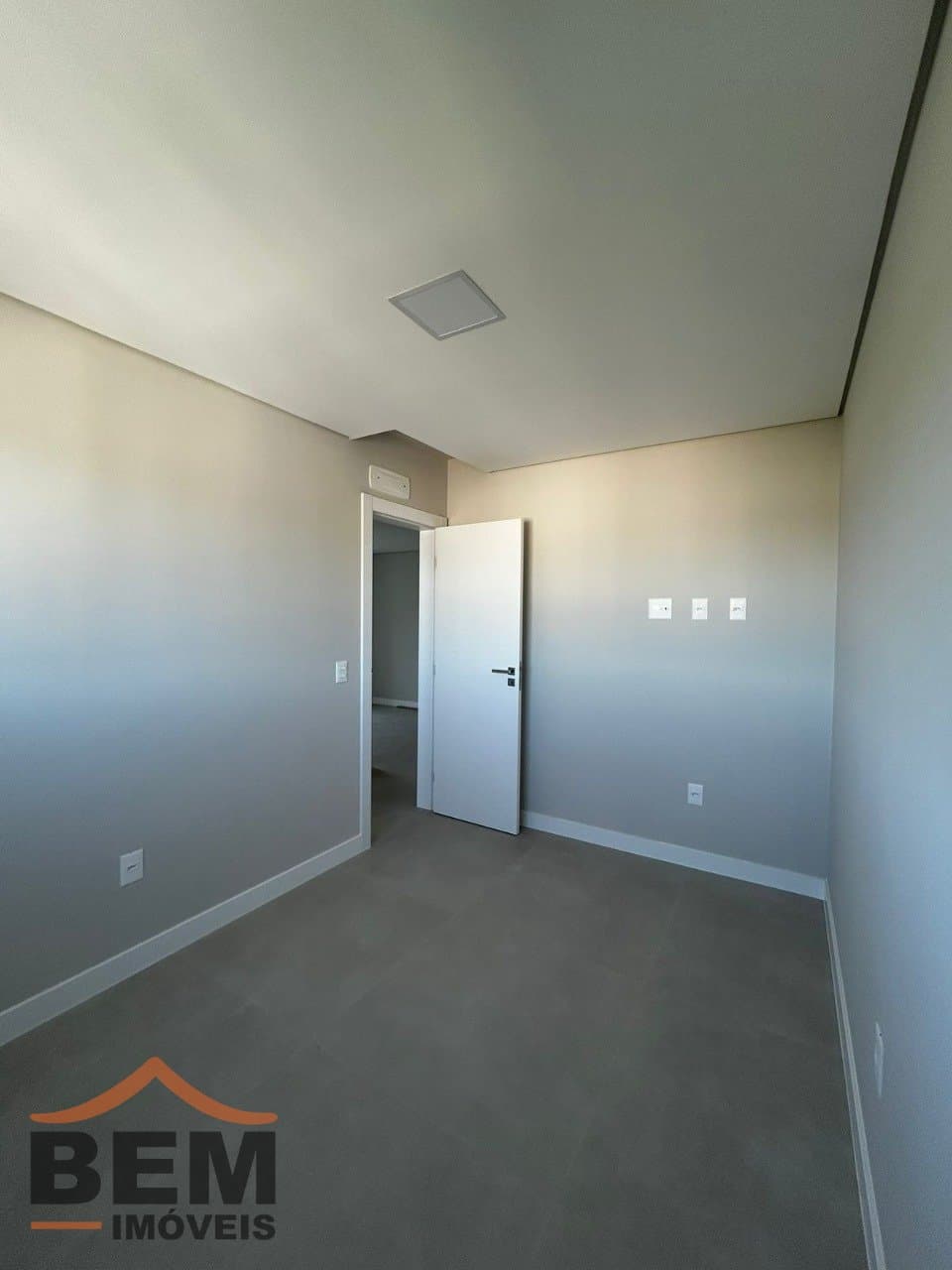 Apartamento para Venda com 2 quartos e 77m² no bairro Centro, em Itajaí