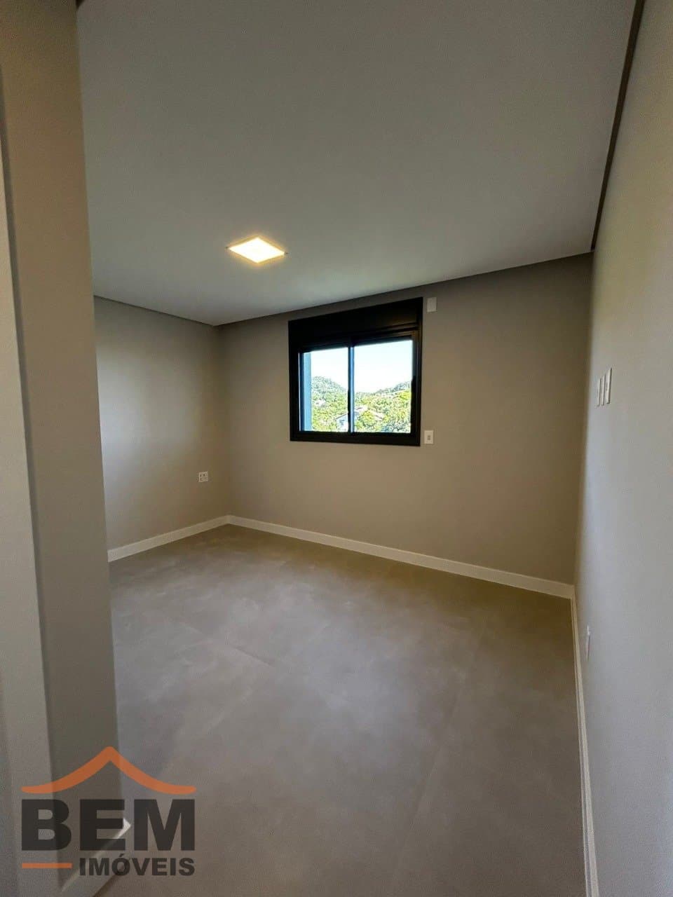 Apartamento para Venda com 2 quartos e 77m² no bairro Centro, em Itajaí