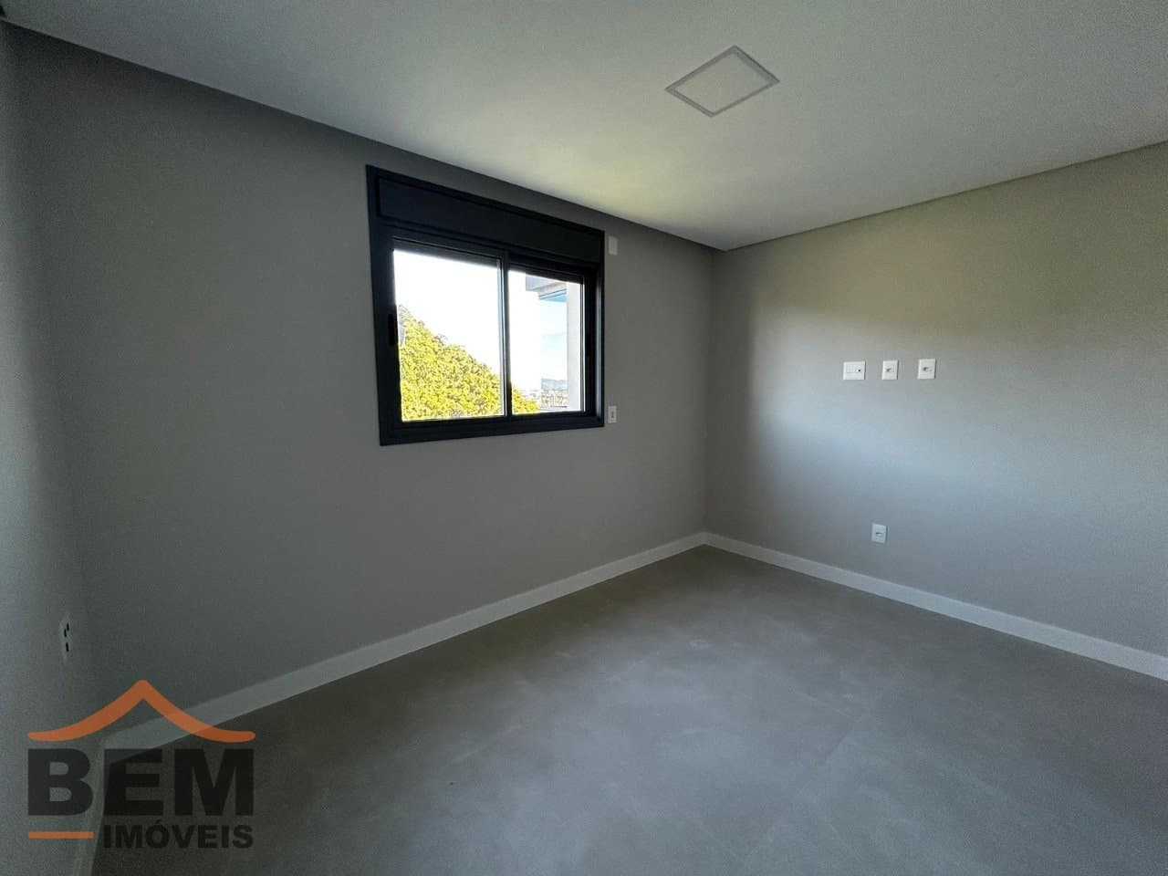 Apartamento para Venda com 2 quartos e 77m² no bairro Centro, em Itajaí