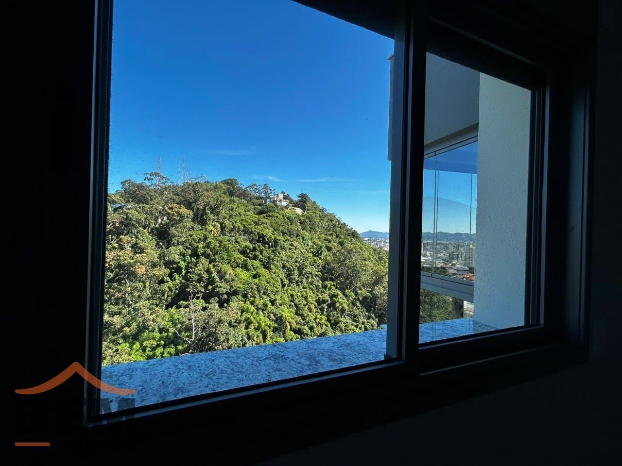 Apartamento para Venda com 2 quartos e 77m² no bairro Centro, em Itajaí