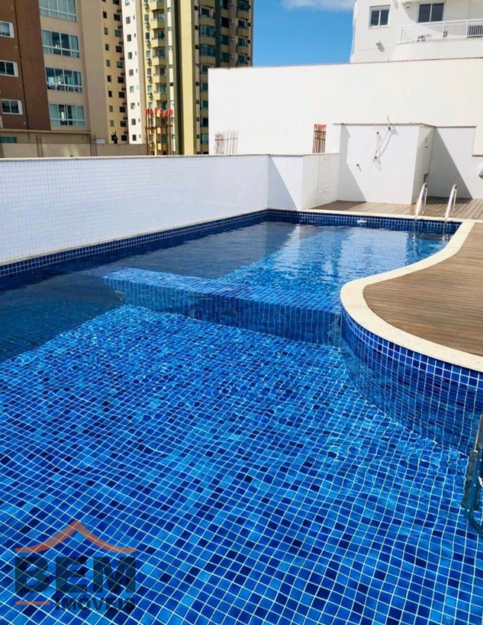Apartamento para Venda com 4 quartos e 165m² no bairro Centro, em Itajaí