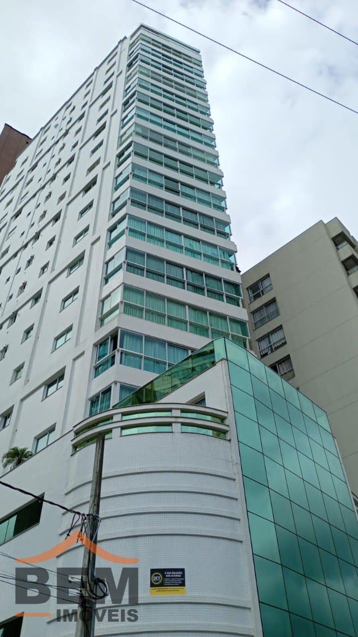 Apartamento para Venda com 4 quartos e 165m² no bairro Centro, em Itajaí