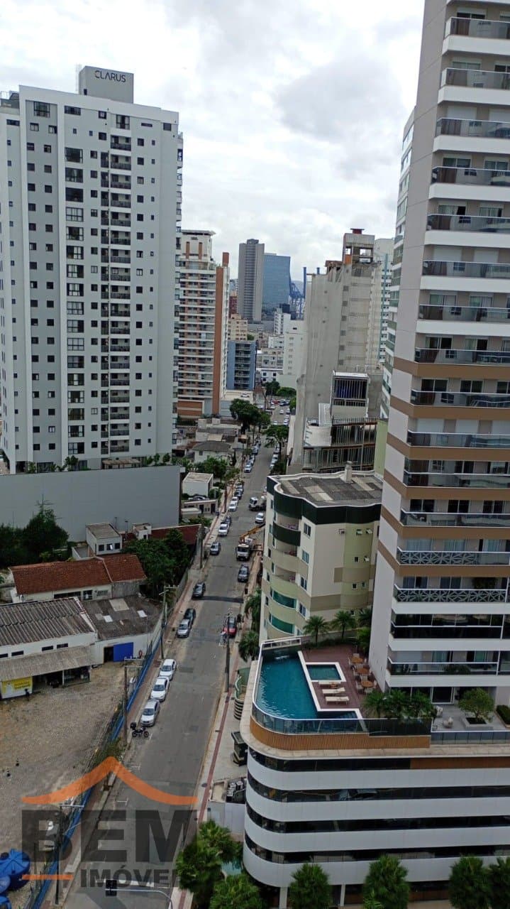 Apartamento para Venda com 4 quartos e 165m² no bairro Centro, em Itajaí
