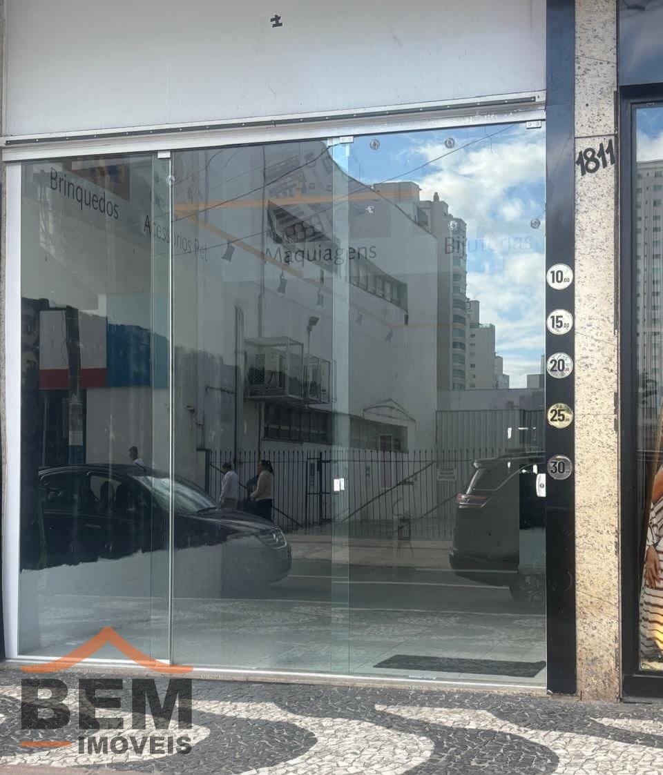 Sala Comercial para Locação com 36m² no bairro Centro, em Balneário Camboriú: 01- FACHADA 
