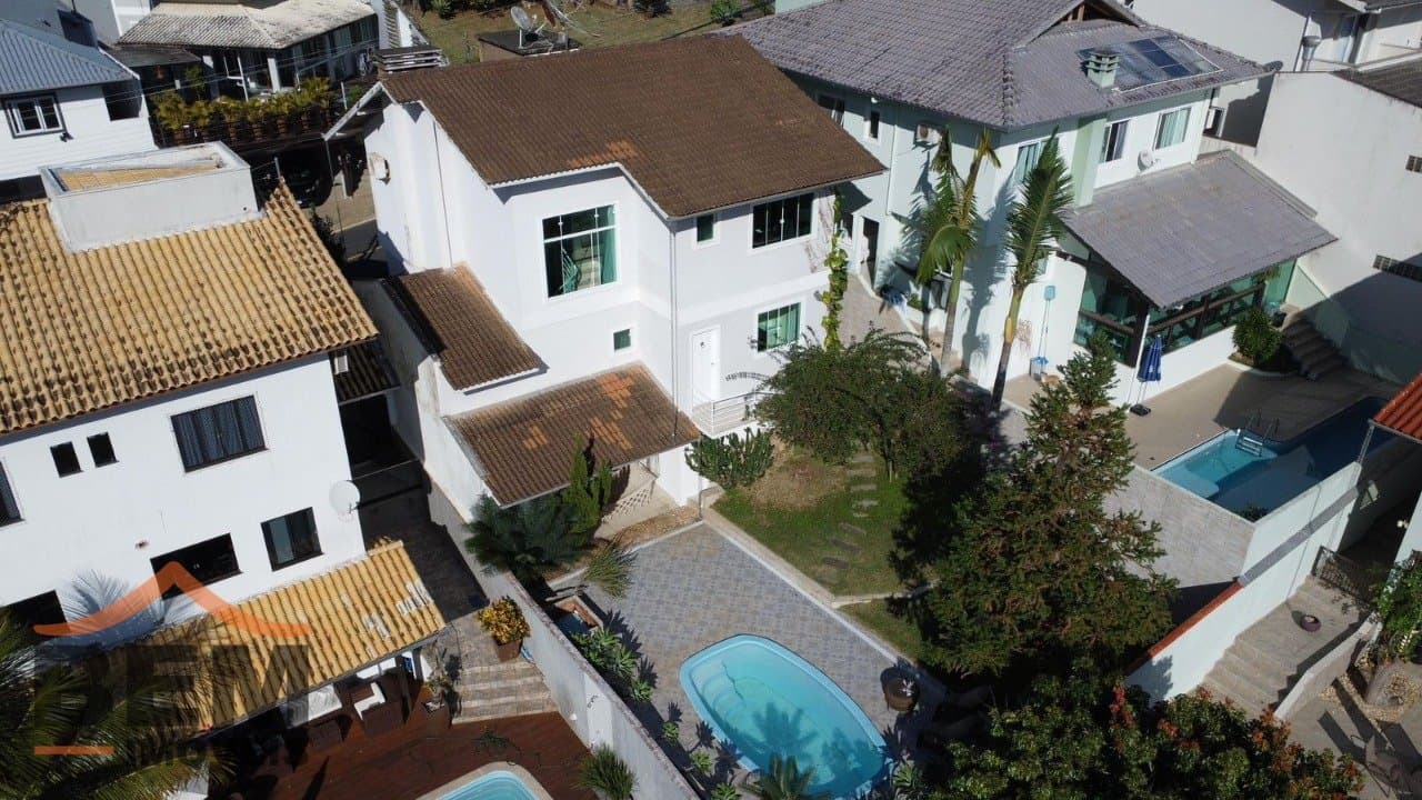 Casa para Locação com 2 quartos e 240m² no bairro Ariribá, em Balneário Camboriú: 02- VISTA 