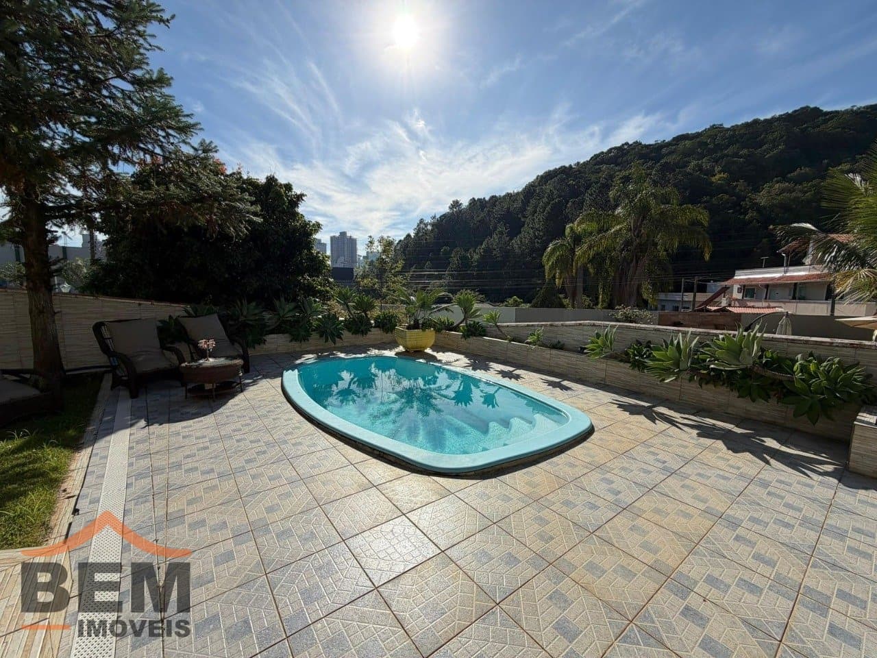 Casa para Locação com 2 quartos e 240m² no bairro Ariribá, em Balneário Camboriú: 05- PISCINA 