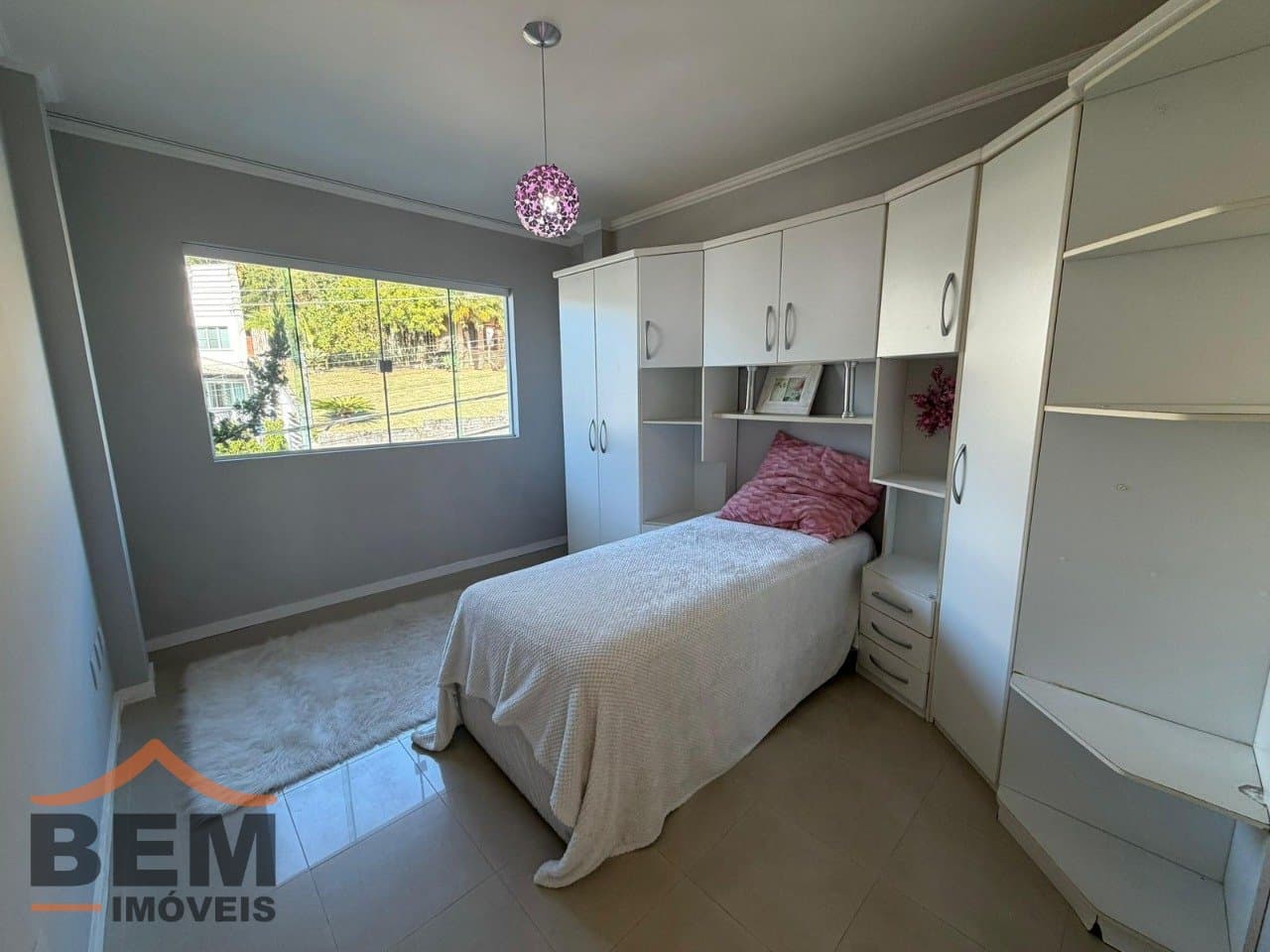 Casa para Locação com 2 quartos e 240m² no bairro Ariribá, em Balneário Camboriú