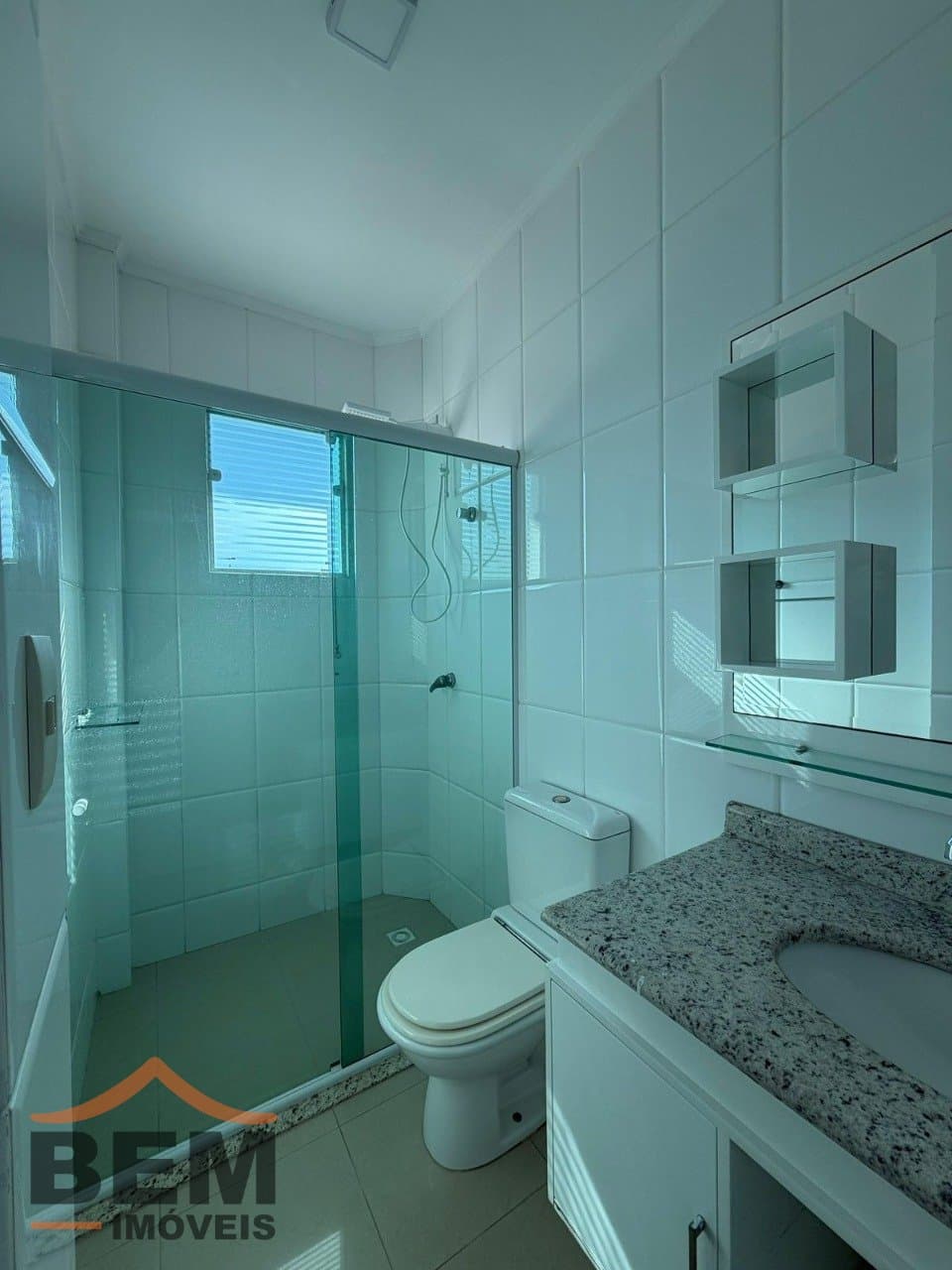 Casa para Locação com 2 quartos e 240m² no bairro Ariribá, em Balneário Camboriú