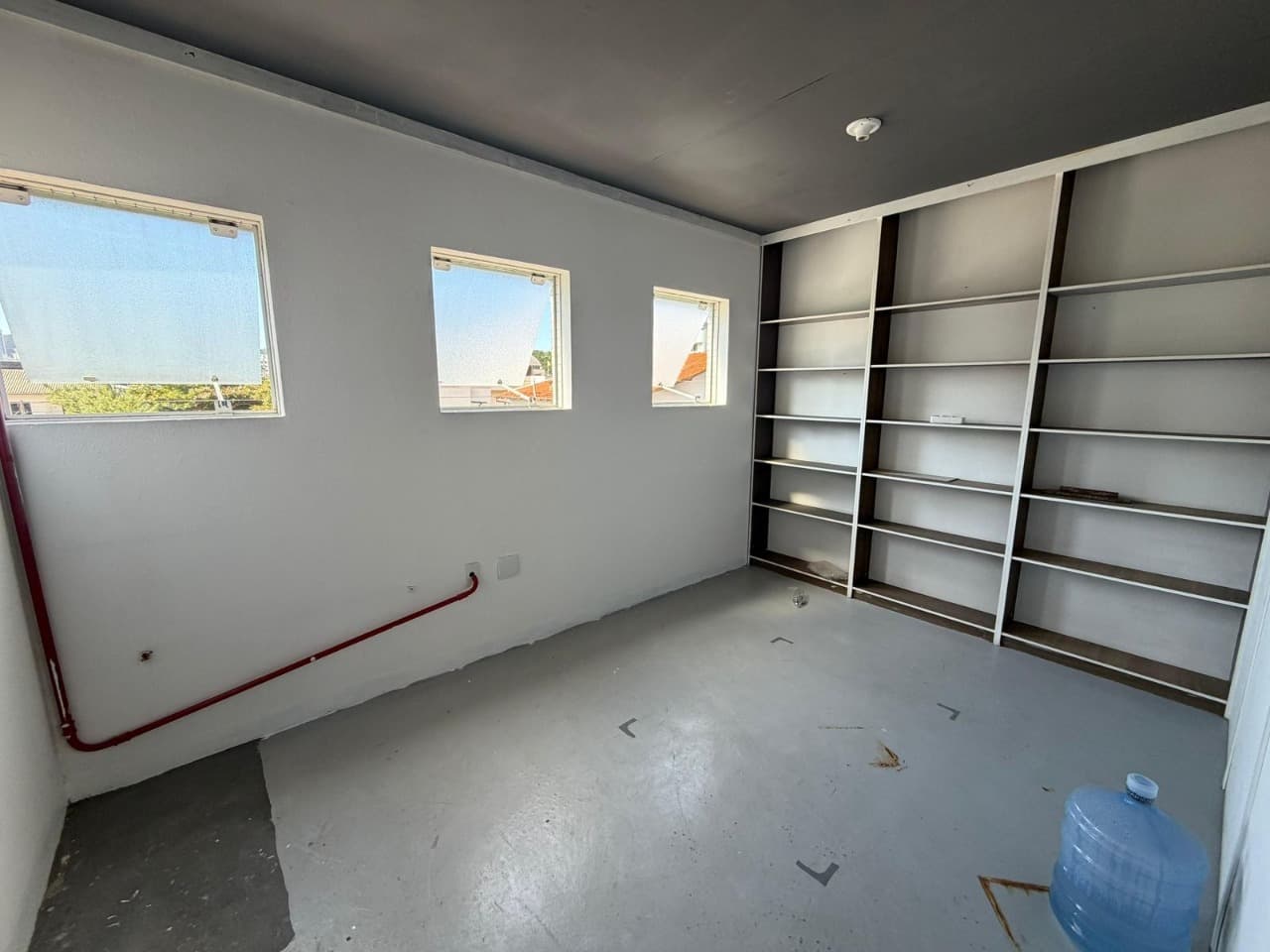 Galpão para Locação com 462m² no bairro Vila Real, em Balneário Camboriú: 13 - ESCRITÓRIO