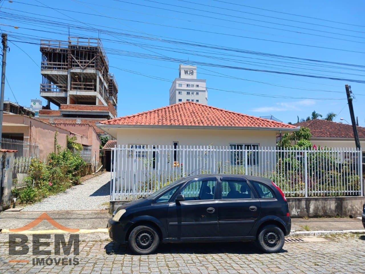 Casa para Venda com 6 quartos e 260m² no bairro centro, em Camboriú: bb2c0d91-7165-4751-b976-e1b208bdab43