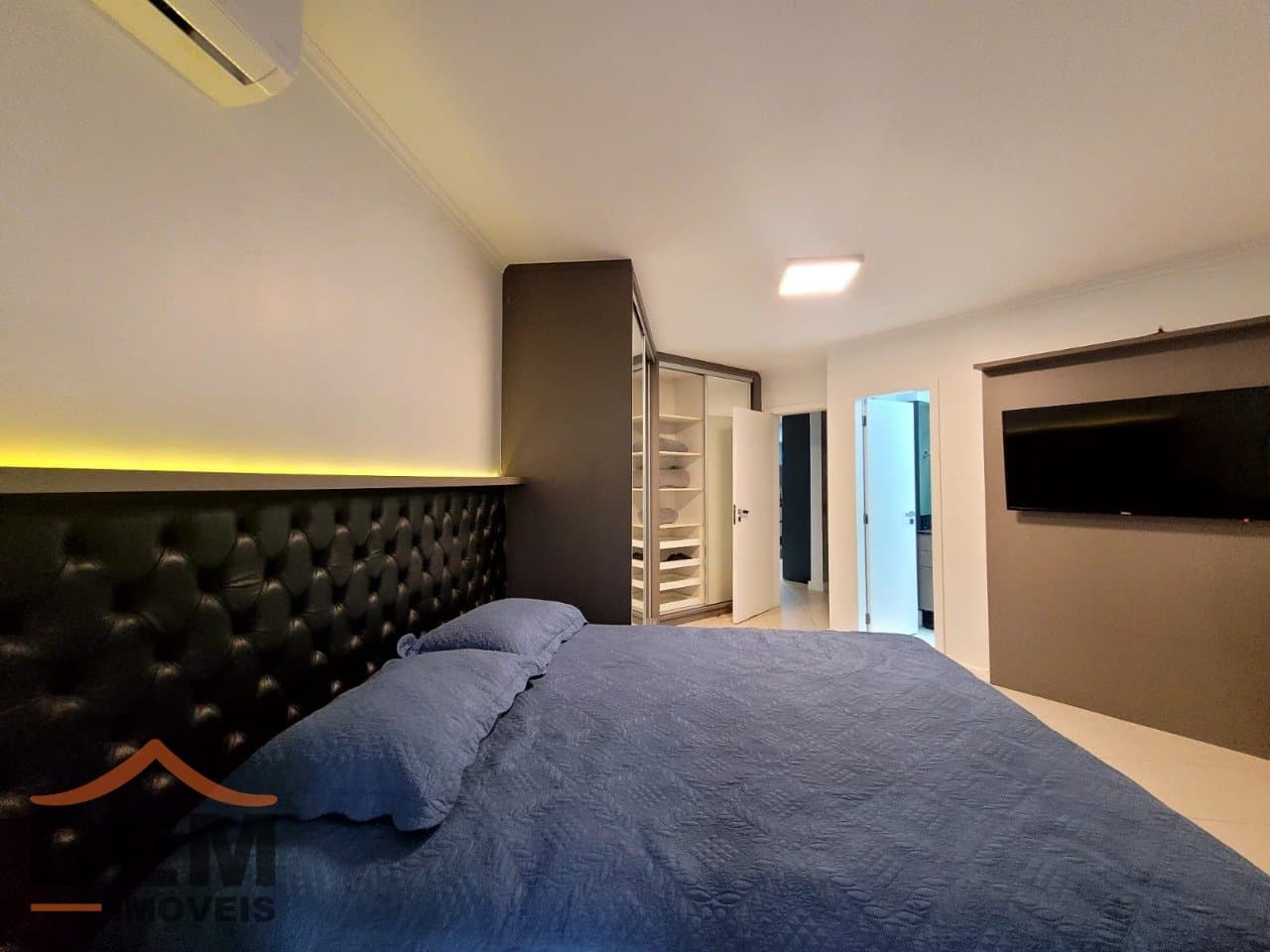 Apartamento para Locação com 3 quartos e 170m² no bairro Centro, em Balneário Camboriú: 19- SUÍTE