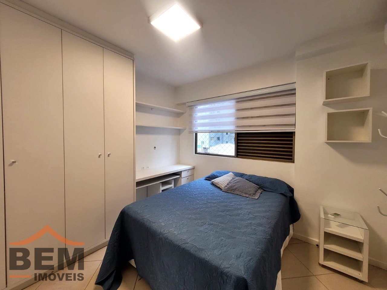 Apartamento para Locação com 3 quartos e 170m² no bairro Centro, em Balneário Camboriú: 23 - DORMITÓRIO 01