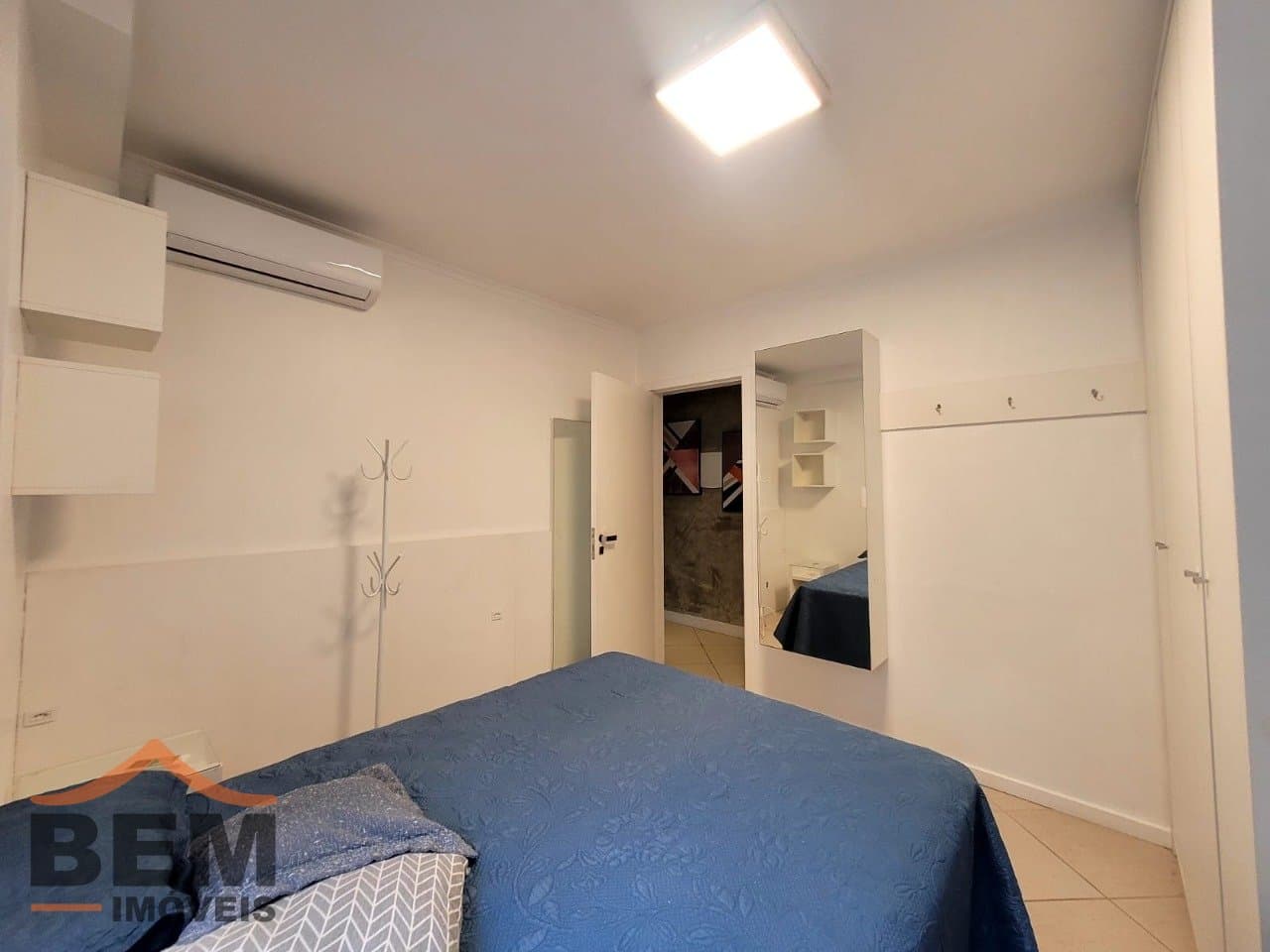 Apartamento para Locação com 3 quartos e 170m² no bairro Centro, em Balneário Camboriú: 24 - DORMITÓRIO 01