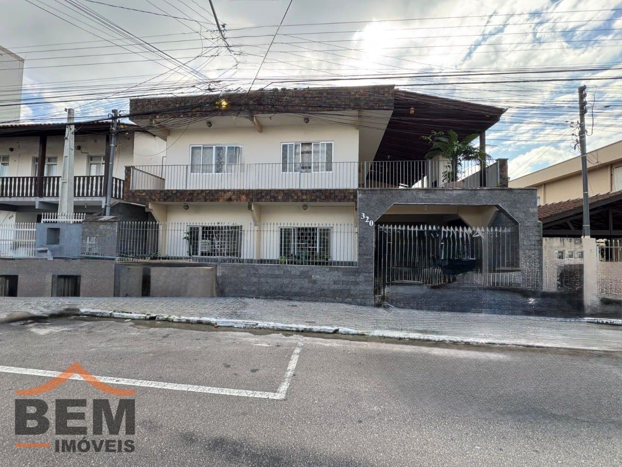 Casa para Venda com 10 quartos e 400m² no bairro Nações, em Balneário Camboriú: eb90757f-8f23-4371-987b-6c9b9a684b49