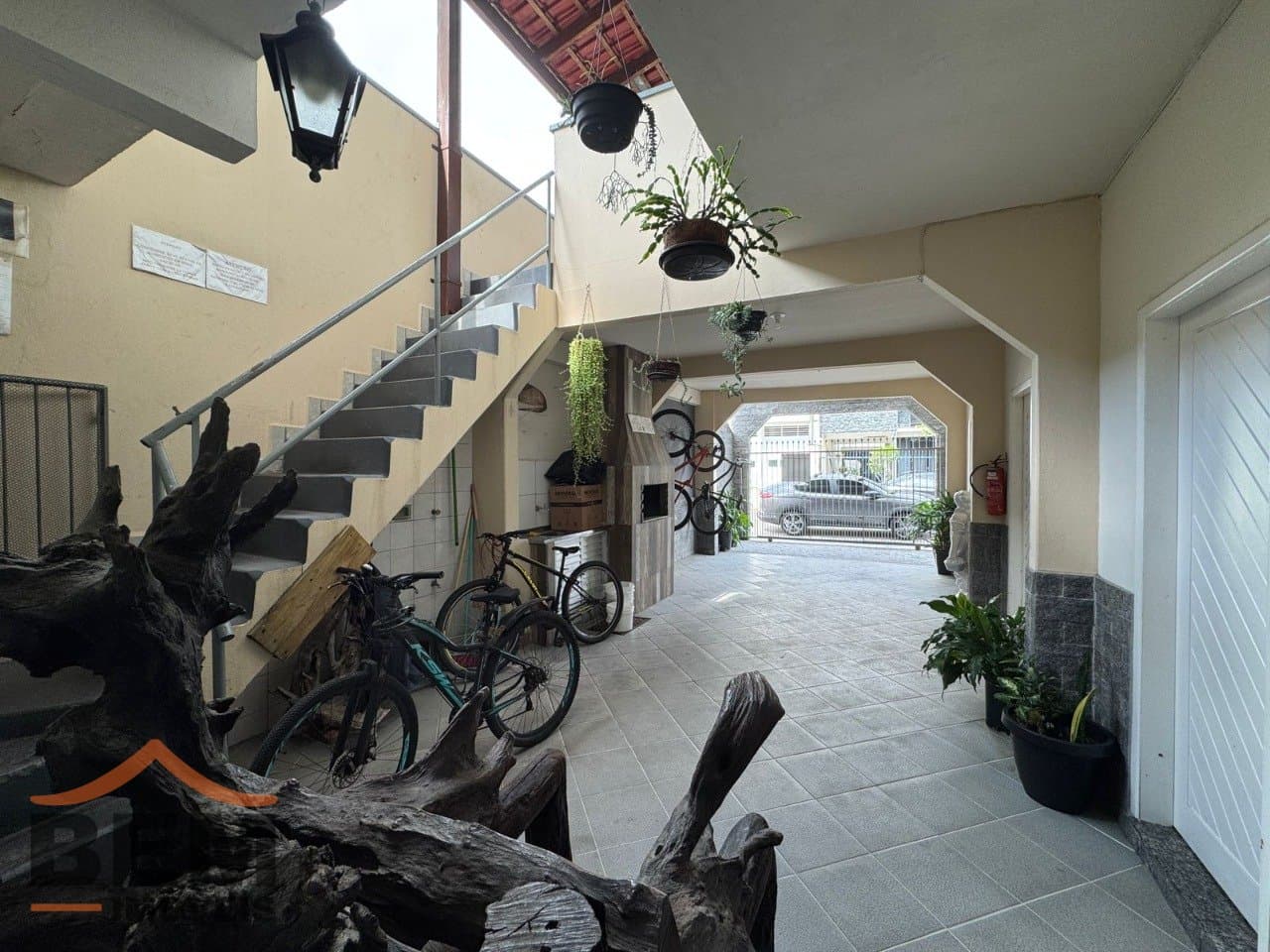 Casa para Venda com 10 quartos e 400m² no bairro Nações, em Balneário Camboriú: 5b563b5b-d82e-4e0f-aa68-add840295307