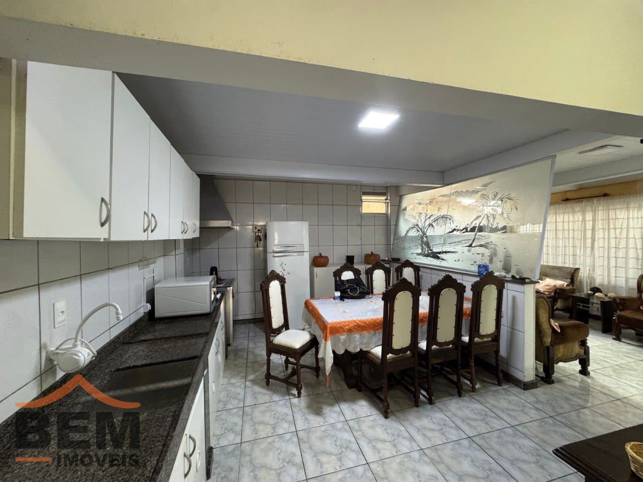 Casa para Venda com 10 quartos e 400m² no bairro Nações, em Balneário Camboriú: bfe7437a-b2d5-49b9-82fa-23fa3f292a2f