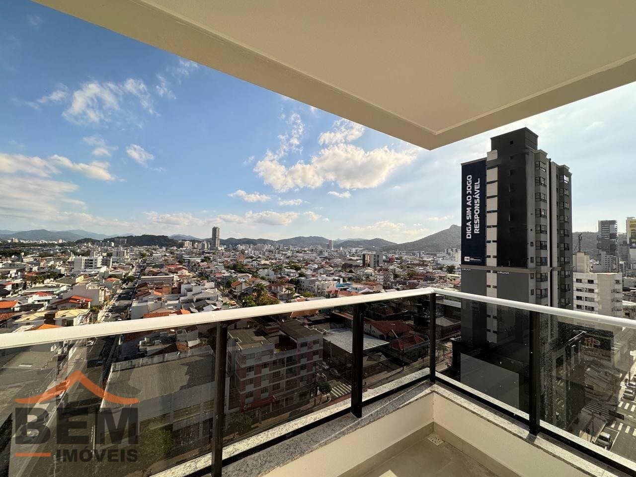 Apartamento para Venda com 3 quartos e 110m² no bairro Centro, em Balneário Camboriú: ea50c0e9-899f-42f2-90bf-c4e742a5da57