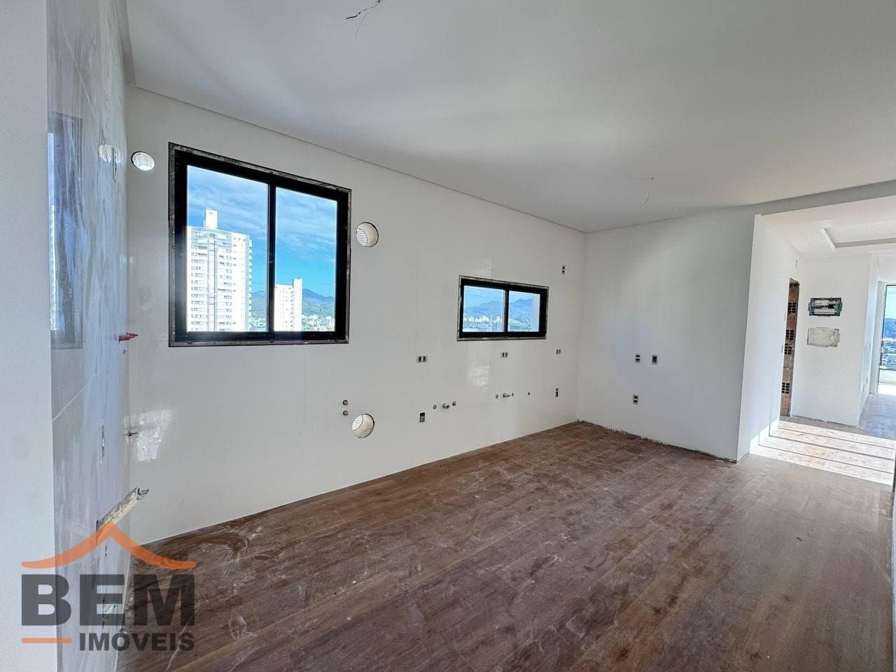 Apartamento para Venda com 3 quartos e 110m² no bairro Centro, em Balneário Camboriú: 28f20883-577c-4ce0-9882-2c3d5e96eb08