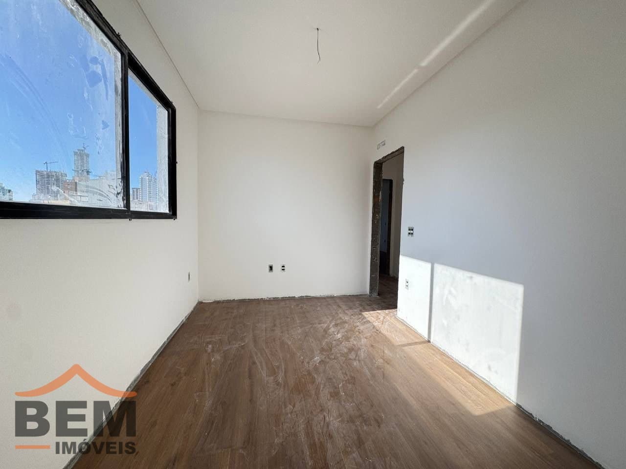 Apartamento para Venda com 3 quartos e 110m² no bairro Centro, em Balneário Camboriú: b7570a1e-675c-4727-ac15-92c92b3c8d64