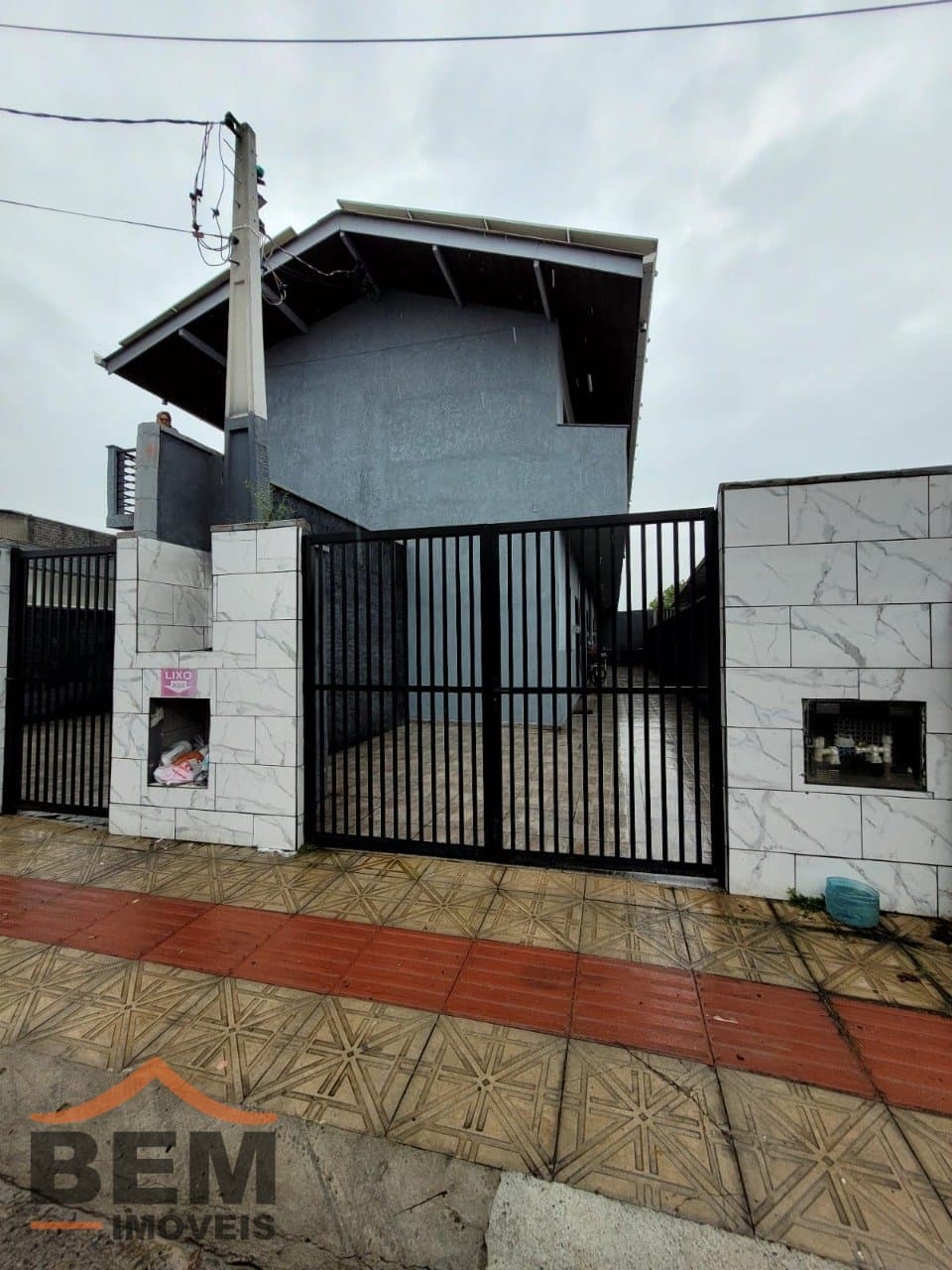 Apartamento para Locação com 1 quarto e 30m² no bairro Barra do Rio, em Itajaí: 1 - FACHADA