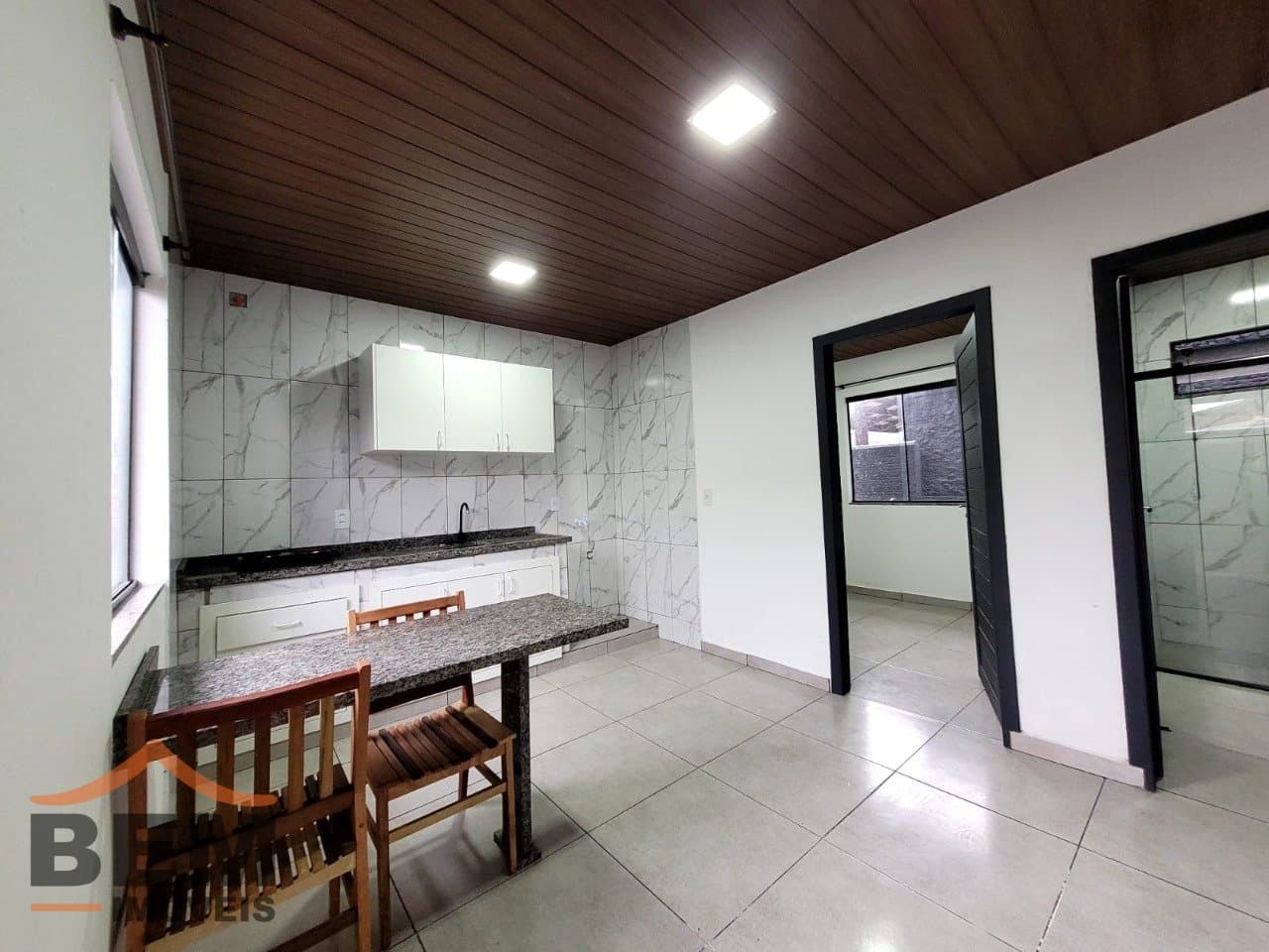 Apartamento para Locação com 1 quarto e 30m² no bairro Barra do Rio, em Itajaí: 3 - INTERNO