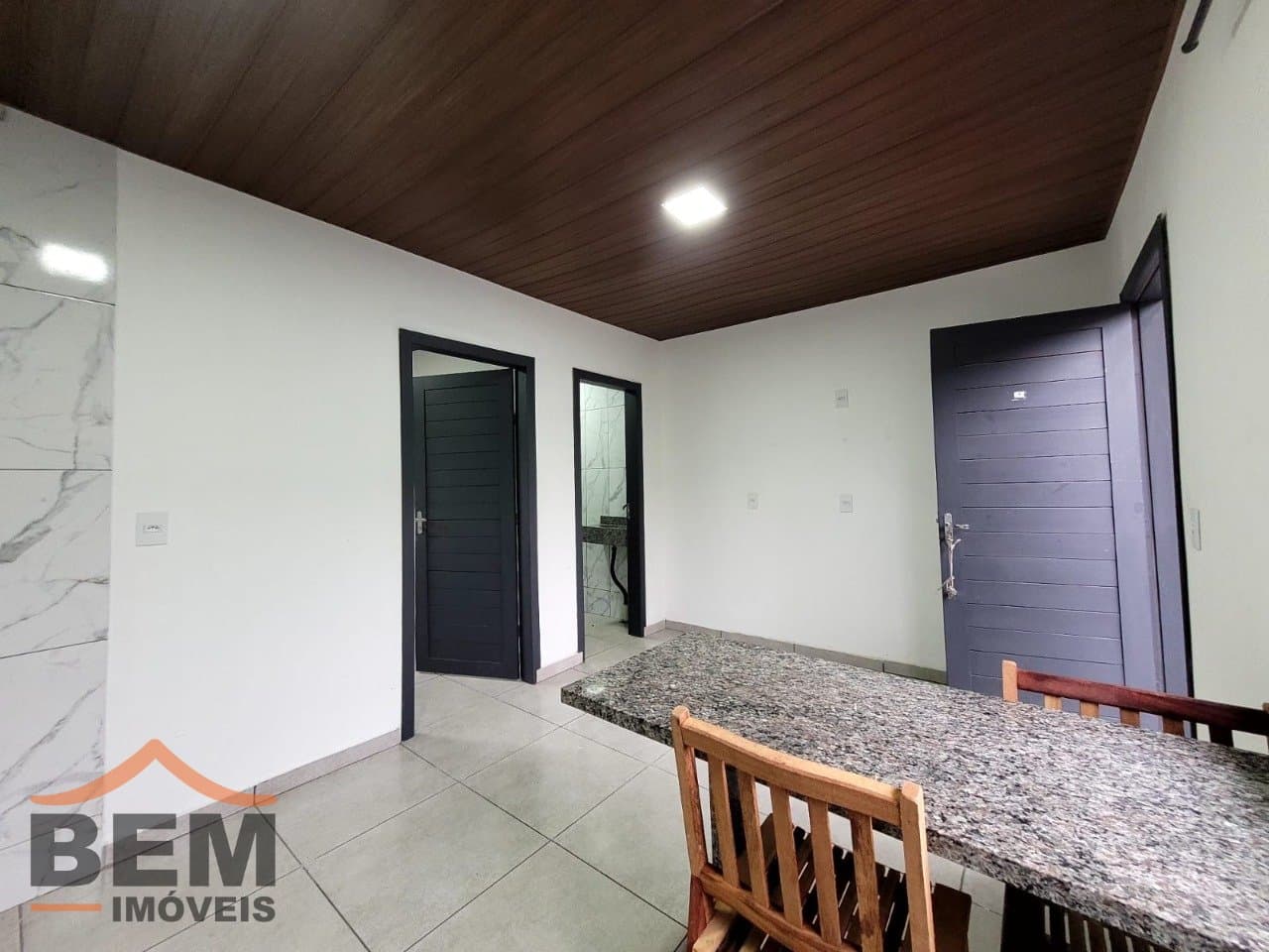 Apartamento para Locação com 1 quarto e 30m² no bairro Barra do Rio, em Itajaí: 6 - INTERNO