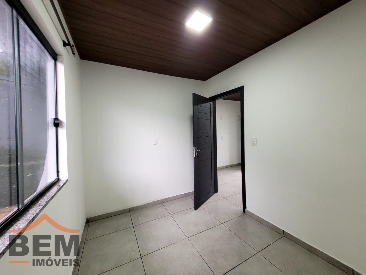 Apartamento para Locação com 1 quarto e 30m² no bairro Barra do Rio, em Itajaí: 9 - INTERNO