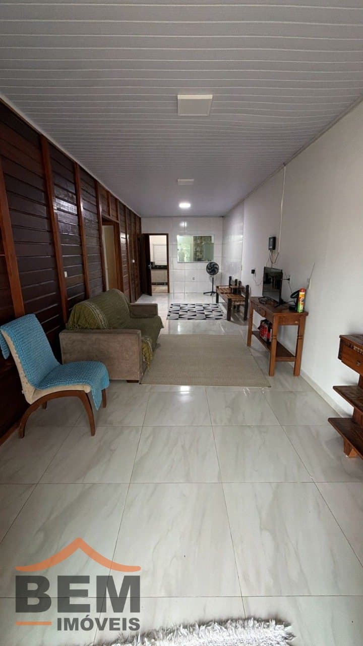 Casa para Locação com 2 quartos e 100m² no bairro Meia Praia, em Navegantes: 4 - INTERNO