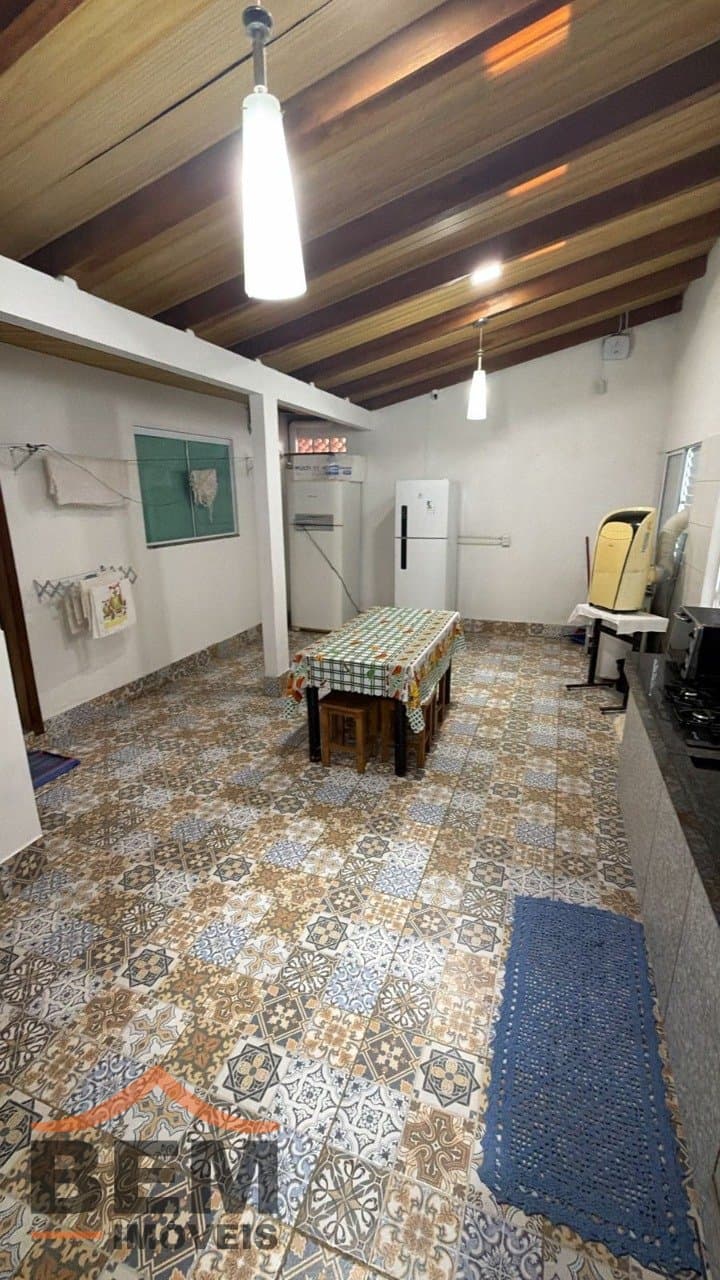 Casa para Locação com 2 quartos e 100m² no bairro Meia Praia, em Navegantes: 6 - INTERNO