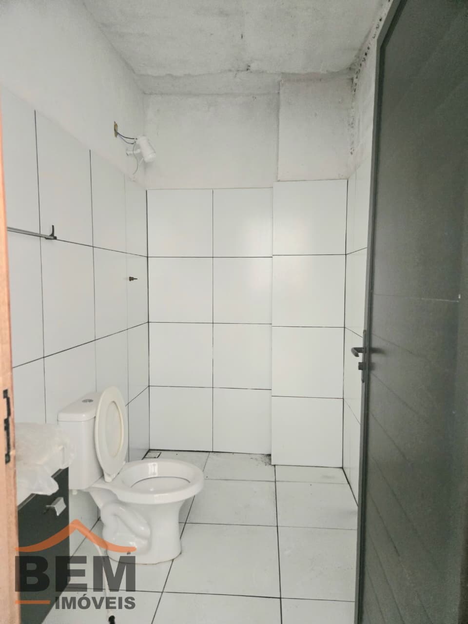 Galpão para Locação com 200m² no bairro Tabuleiro, em Camboriú: 05 - BANHEIRO
