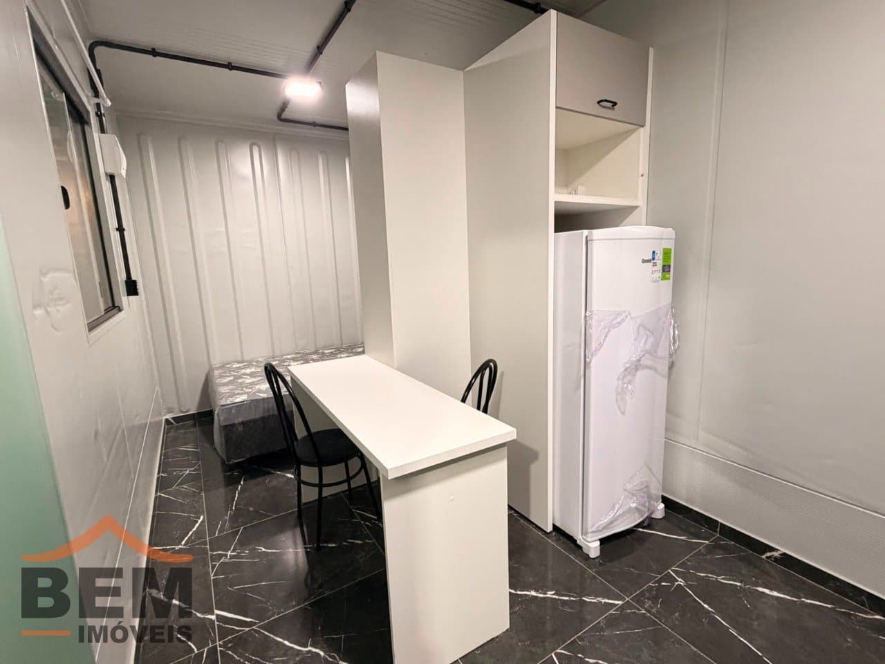 Kitnet para Locação com 1 quarto e 20m² no bairro São Judas, em Itajaí