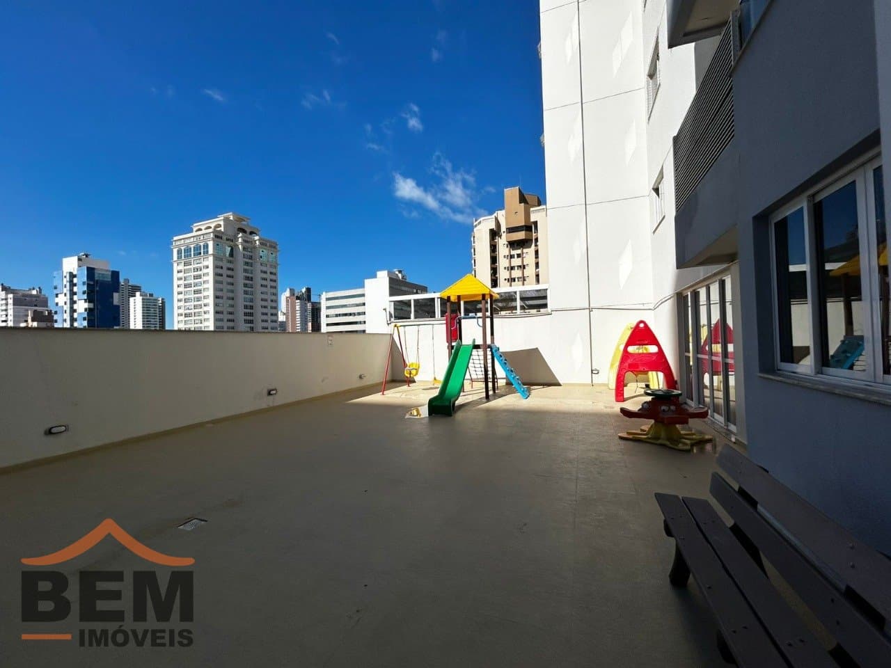 Apartamento para Venda com 2 quartos e 86m² no bairro Centro, em Itajaí