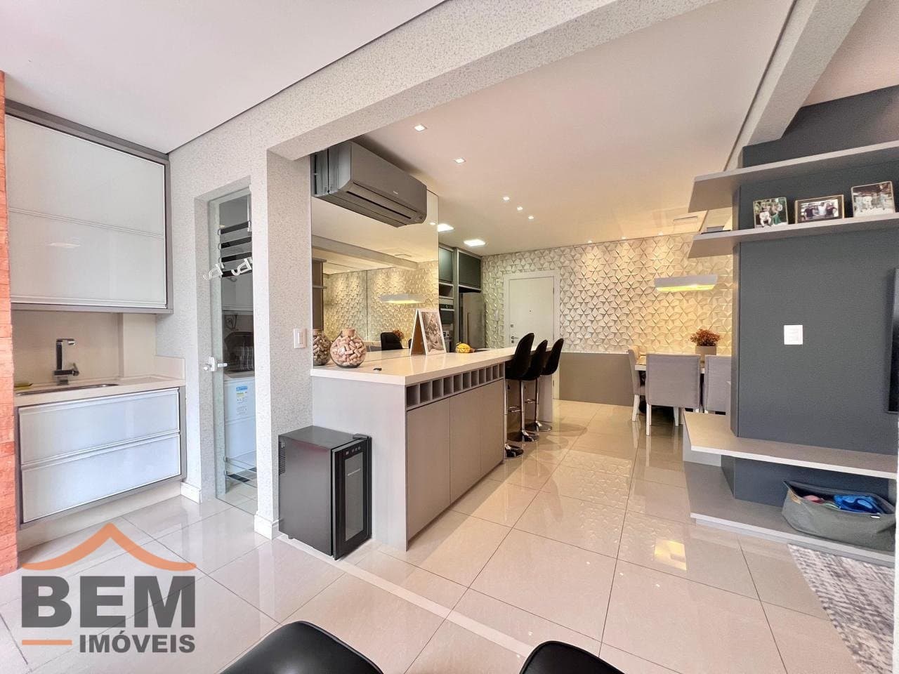 Apartamento para Venda com 2 quartos e 86m² no bairro Centro, em Itajaí