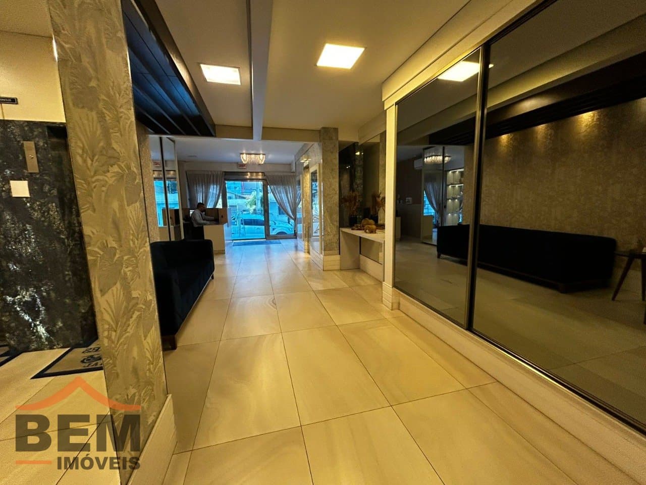 Apartamento para Venda com 2 quartos e 86m² no bairro Centro, em Itajaí