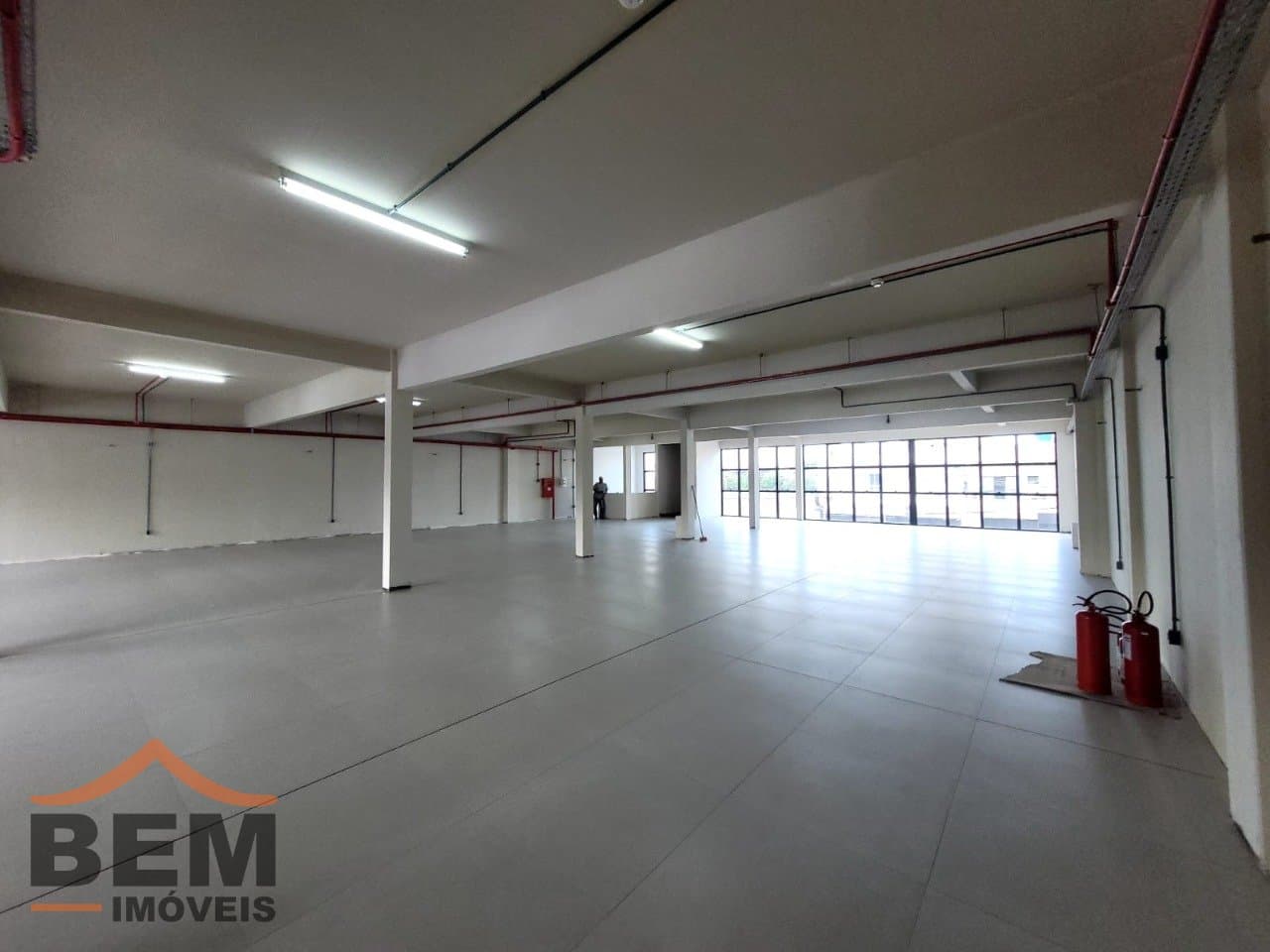 Galpão para Locação com 790m² no bairro Vila Operária, em Itajaí: 15 - INTERNO
