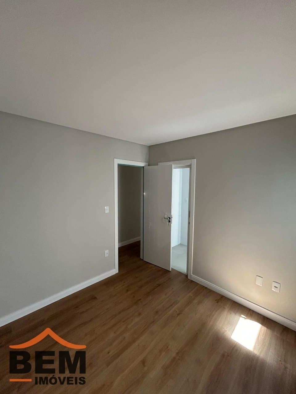 Apartamento para Venda com 3 quartos e 80m² no bairro Sao Vicente, em Itajaí