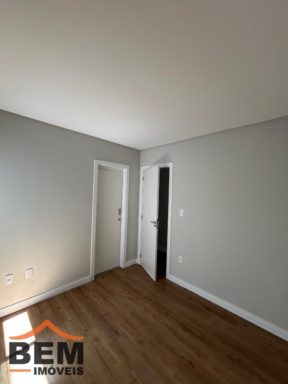Apartamento para Venda com 3 quartos e 80m² no bairro Sao Vicente, em Itajaí