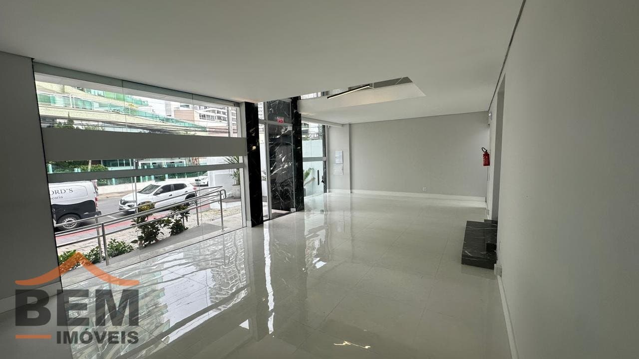 Sala Comercial para Locação com 400m² no bairro Fazenda, em Itajaí: 2 - SALA