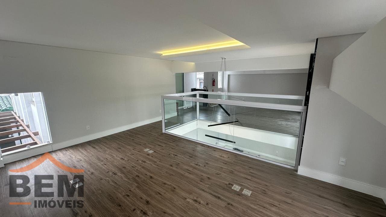 Sala Comercial para Locação com 400m² no bairro Fazenda, em Itajaí: 9 - SALA