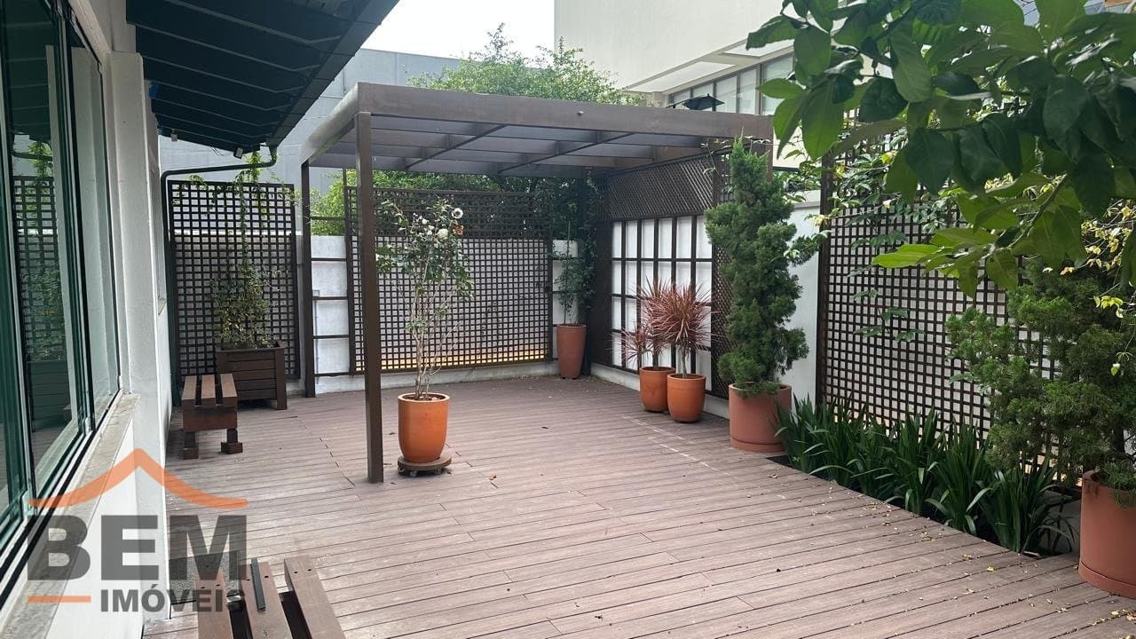 Sala Comercial para Locação com 400m² no bairro Fazenda, em Itajaí: 12 - EXTERNO