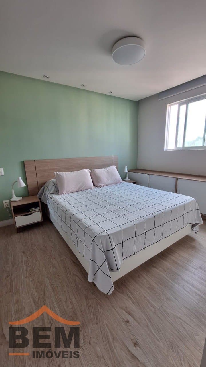 Apartamento para Venda com 3 quartos e 90m² no bairro Vila Operária, em Itajaí