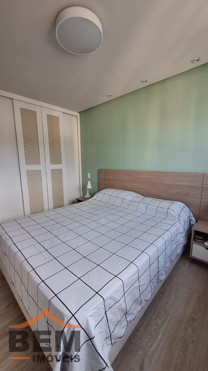Apartamento para Venda com 3 quartos e 90m² no bairro Vila Operária, em Itajaí
