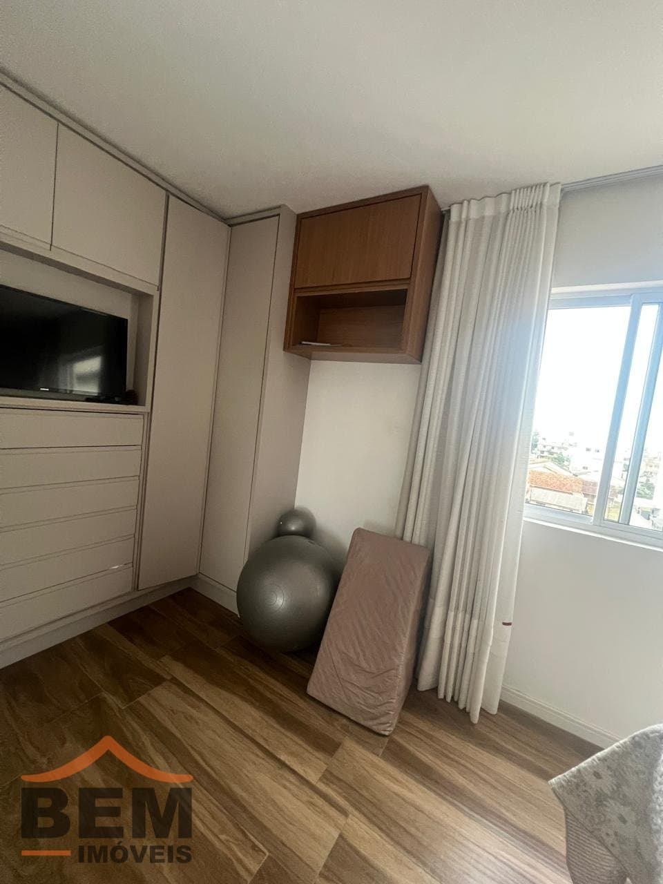 Apartamento para Venda com 2 quartos e 76m² no bairro Centro, em Navegantes